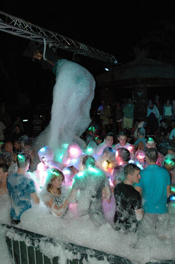 Camping & Spa Cap Soleil Vias Exterior foto